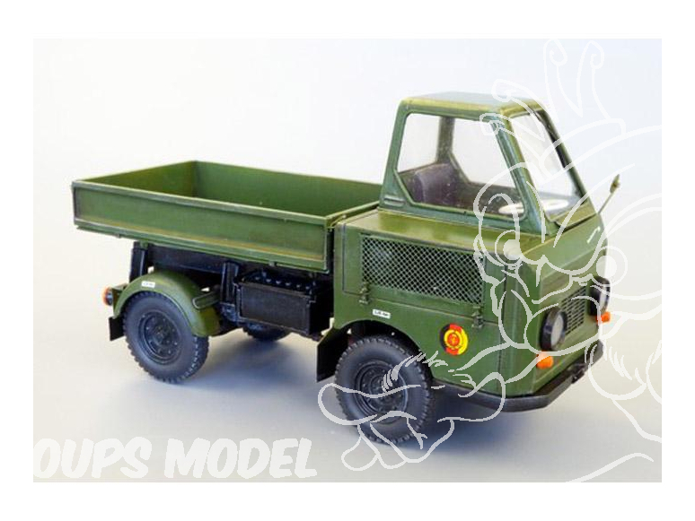 Plus Model kit militaire 458 Multicar M-22 1/35