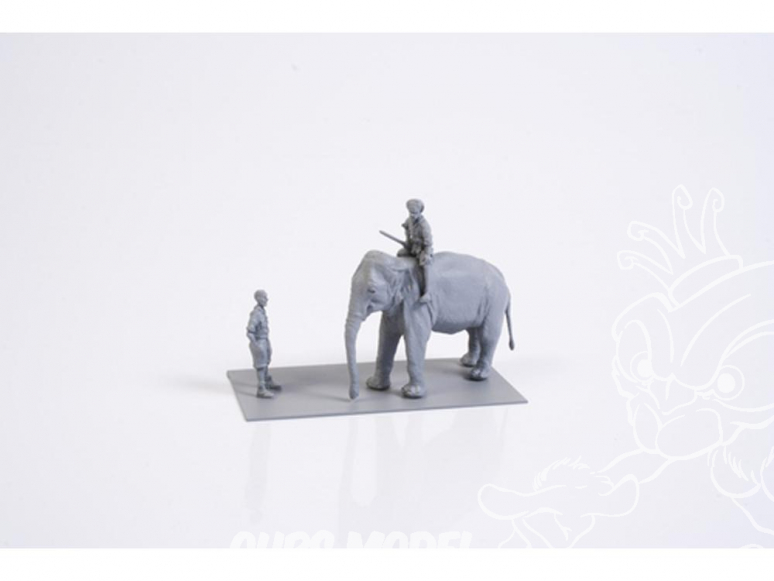 CMK Personnage resine F72327 Mécanicien de la RAF en Inde WWII avec Éléphant et son Mahout (2 fig. + Éléphant) 1/72