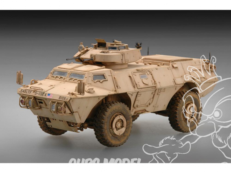 TRUMPETER maquette militaire 07131 US M1117 GUARDIAN ARMORED SECURITY VEHICLE (ASV) 1/72