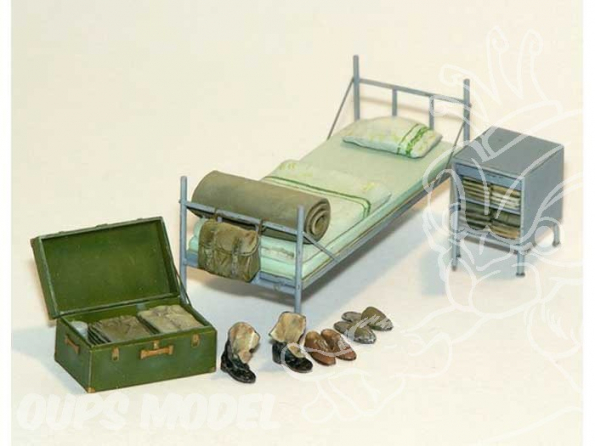 Plus Model 395 EQUIPEMENT POUR BARAQUEMENT MILITAIRE 1/35