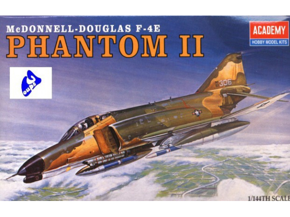 Academy maquettes avion 4419 F-4E PHANTOM II 1/144