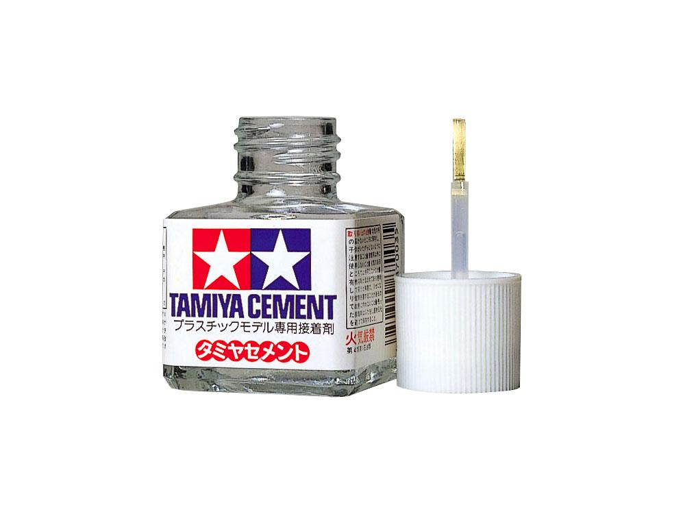 Accessoire maquette : Colle Liquide 20 ml - Maquettes Tamiya - Rue des  Maquettes