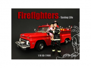 American Diorama figurine AD-77510 Pompier - Sauver la vie 1/24