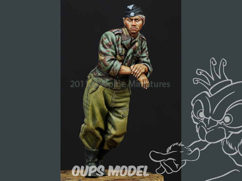 Alpine figurine 35145 WSS AFV Crew Leaning 1/35