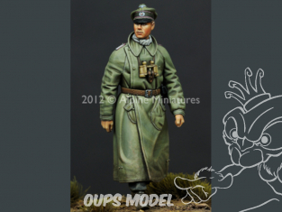 Alpine figurine 35137 Officier Panzer 1 Pz. Div. n°2 1/35