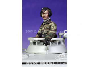 Alpine figurine 35087 Commandant Panzer allemand 1/35