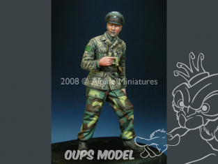 Alpine figurine 35066 Officier Panzer WSS 44-45 1/35