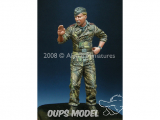 Alpine figurine 35067 equipier Panzer WSS 44-45 1/35