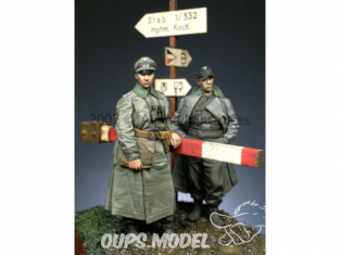 Alpine figurine 35056 Ensemble Officier allemand n°1et n°2 WWII Set (2 figurines) 1/35