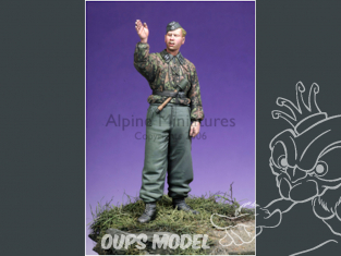 Alpine figurine 35042 Officier de reconnaissance SS Panzer 1/35