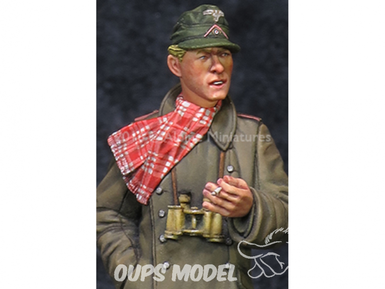 Alpine figurine 35209 Commandant DAK AFV 1/35