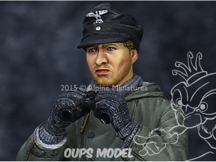 Alpine figurine 35200 Equipage SS Panzer tenue hivers 1/35
