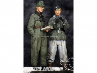 Alpine figurine 35201 Set ensemble Joachim Peiper a Kharkov (2 figurines) 1/35