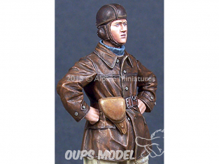 Alpine figurine 35197 Équipage de char français n°2 WW2 1/35