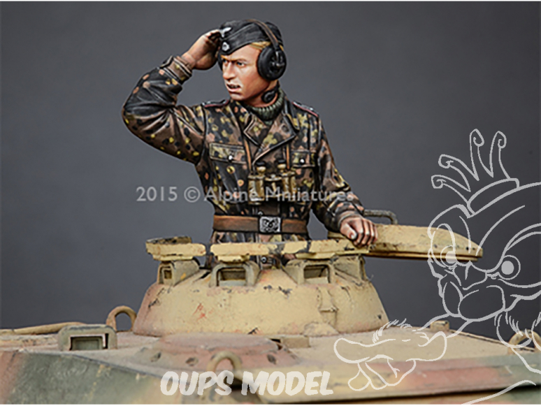 Alpine figurine 35187 WSS Commandant Panzer n°1 1/35