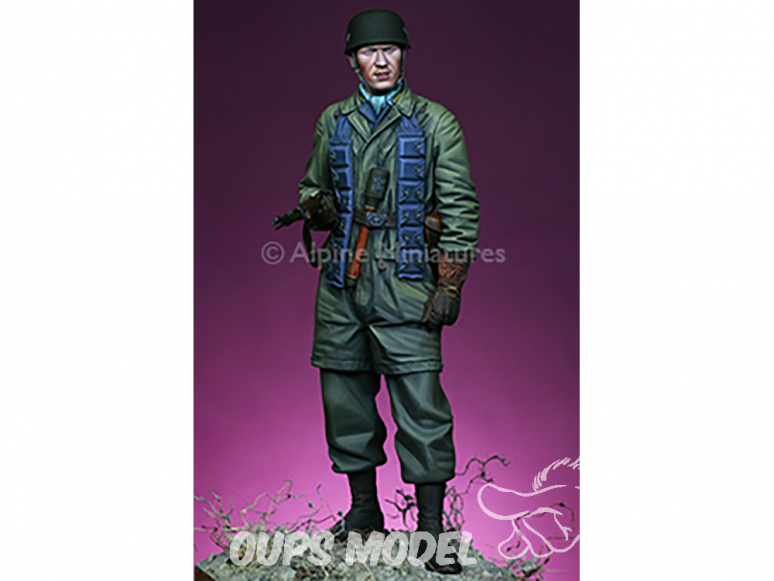 Alpine figurine 16019 German Fallschirmjäger 1/16