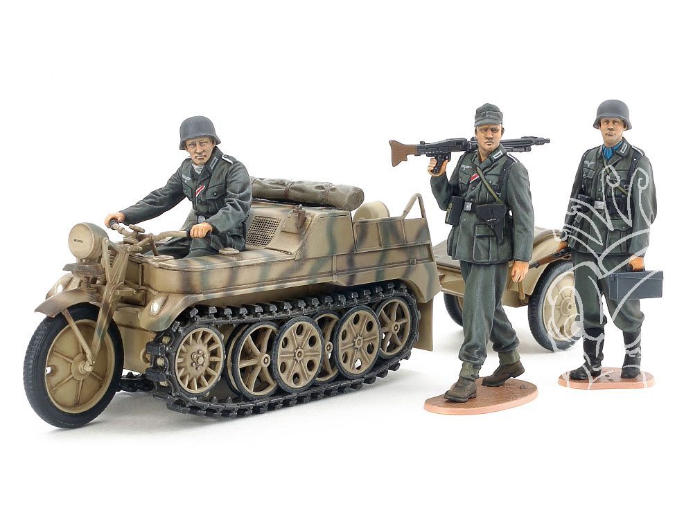 Nouveau Kettenkrad Tamiya  Tamiya-maquette-militaire-35377-sdkfz2-kettenkraftrad-135