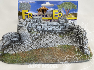 Fr decor 21048 Decor diorama pierre reconstituée cour et murs en ruine sur socle 200x110mm Fabriqué en France