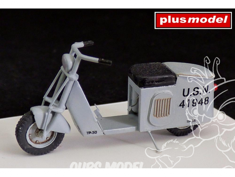 Plus Model 4012 Scooter US 1/48