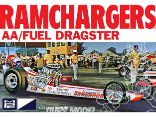 MPC maquette voiture 940 RAMCHARGER MOTEUR AVANT DRAGSTER 1/25
