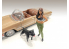 American Diorama figurine AD-76376 Lowriders - Figurine IV avec chien 1/24