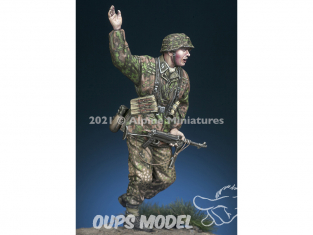 Alpine figurine 35287 WSS Grenadier NCO '44 1/35