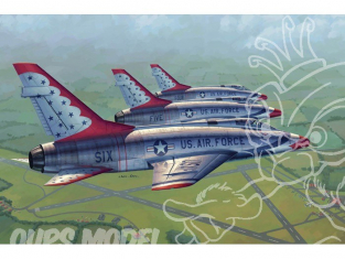 Trumpeter maquette avion 02822 North American F-100D Thunderbirds 1/72
