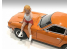 American Diorama figurine AD-76393 Car Meet 2 - Figurine V 1/24