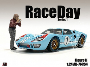 American Diorama figurine AD-76384 Race Day 1 - Figurine II 1/24