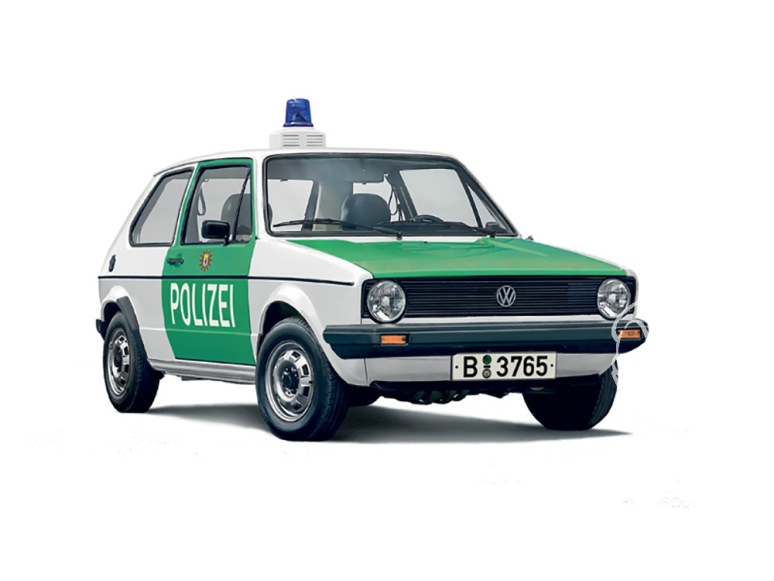 Italeri maquette voiture 3666 VW Golf Police 1/24