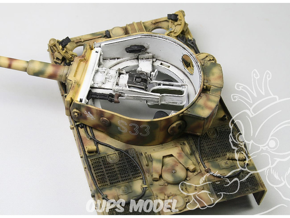 VESPID MODELS 1/72 German Tiger I Early Production Tank Model Kit VS720018 Unassembled