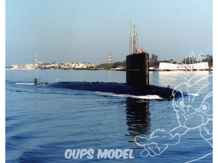 MikroMir maquette 144-030 SSN-637 «Sturgeon» sous-marin nucléaire de l'USN 1/144
