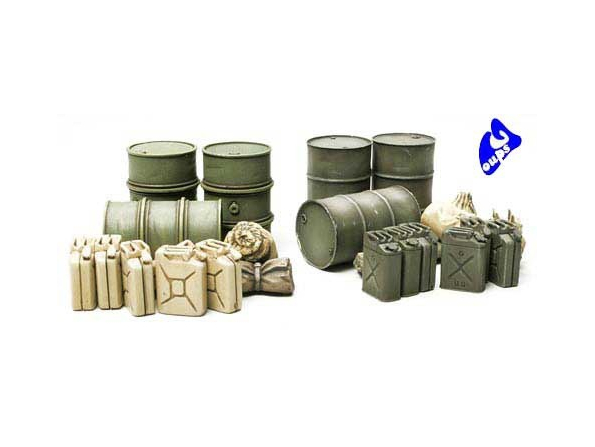 tamiya maquette militaire 32510 Jerrycans et Paquetages 1/48