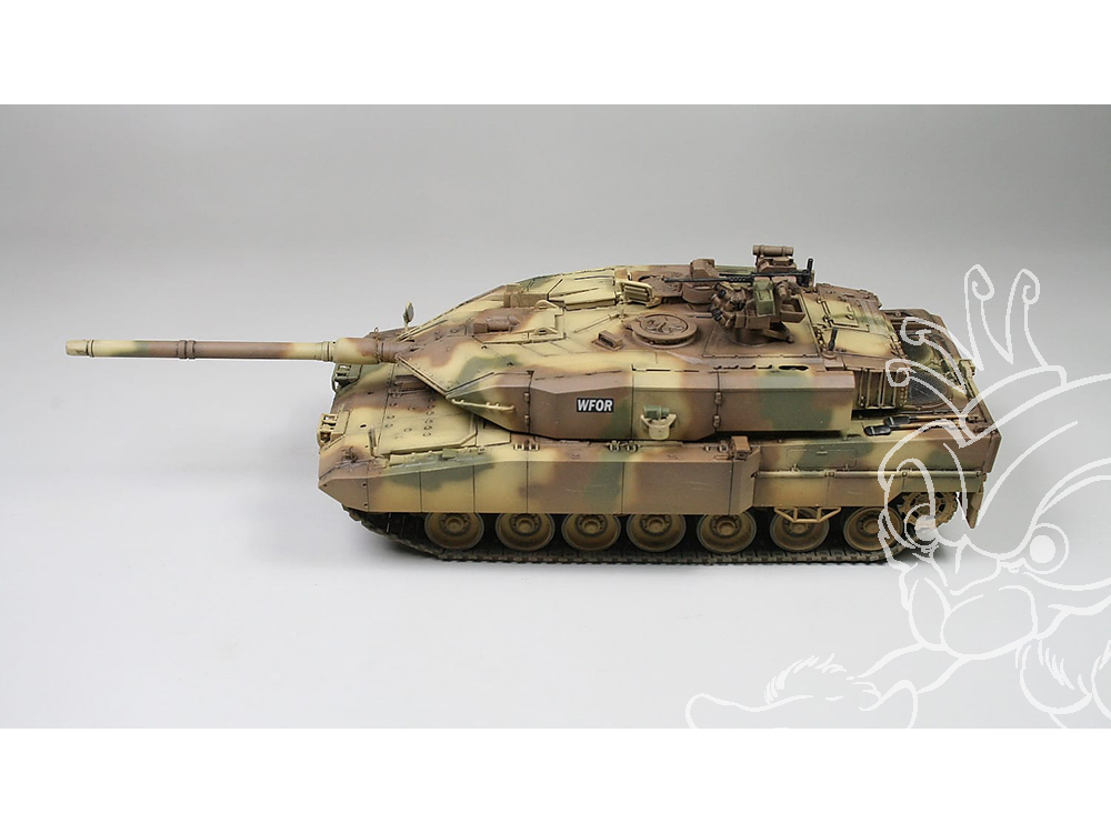 VESPID MODELS 1/72 Leopard 2A7 German Main Battle Tank Plastic Model Kit