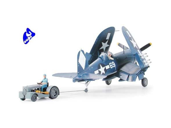 tamiya maquette avion 61085 Vought F4U-1D Corsair - w/Moto Tug 1/48