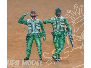 CMK figurine f35183 PILOTES D&39HELICOPTERE U.S. VIETNAM 1/35