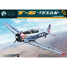Kitty Hawk maquette avion 32001 NORTH AMERICAN T-6 " TEXAN" 1956 1/32