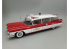AMT maquette voiture 1395 Ambulance Cadillac de 1959 avec civiére 1/25