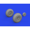 Eduard kit d'amelioration brassin 672366 Roues diamond tread P-51D Eduard 1/72