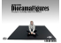American Diorama figurine AD-24704 Diorama series - Figurine homme assis en tailleur 1/24