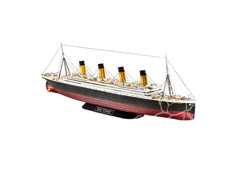 Revell maquette bateau 05210 R.M.S. Titanic 1/700