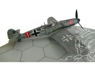 Laser Model Graver MA-13 Dalle hexagonale d'aérodrome à l'échelle 1/32