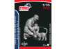 Dynamo models figurine 35123 Tankiste Panzer Allemand avec chat No.2 1/35