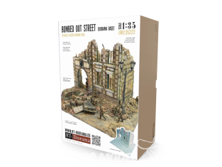 RT-Diorama 35222K Socle de diorama Rue bombardée Ceramique 1/35