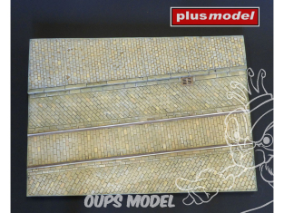 Plus Model 618 Socle d'exposition Rue pavée avec voies de tramway 1/35