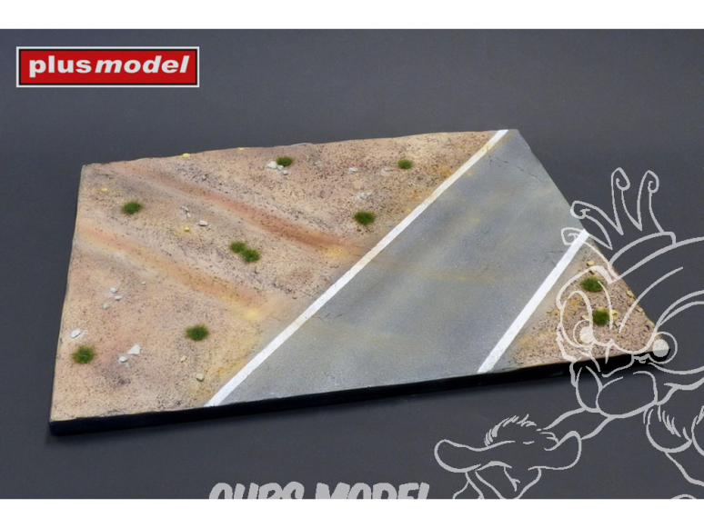 Plus Model 623 Socle d'exposition Route de campagne 1/35
