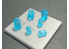VG DioMODELS VG64085 Ensemble de carafes à eau en résine transparente bleue 1/35