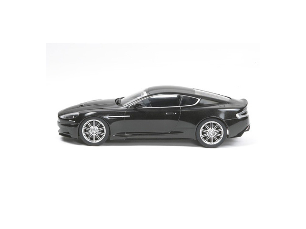 maquette aston martin