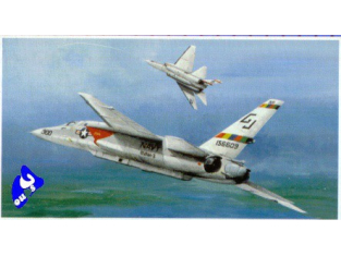 Trumpeter maquette avion 01616 NORTH AMERICAN RA-5C 1/72