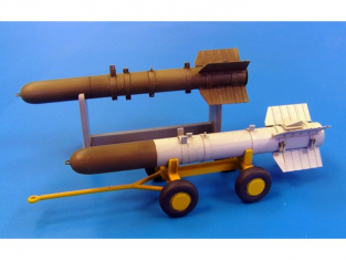 Plus Model AL4031 Missiles Court US Tiny Tim 1/35